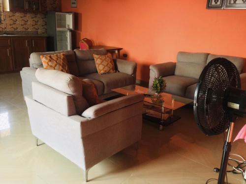 suite_living_room2